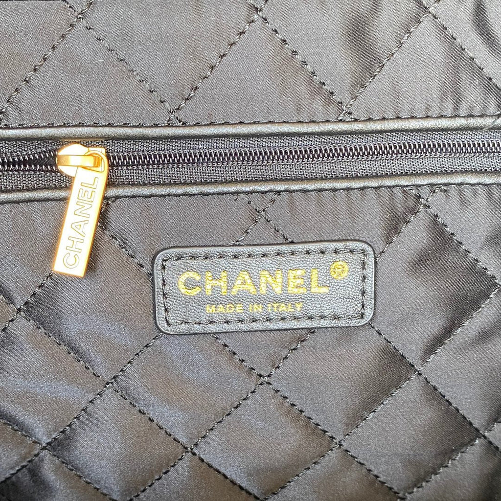 Chanel 22 Handbag AS3261 Wool Tweed Gold Metal Black Ecru