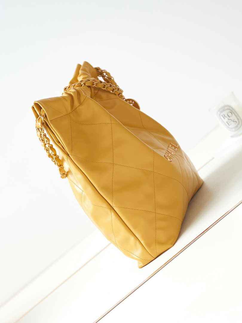 Chanel 22 Handbag AS3261 Calfskin Yellow