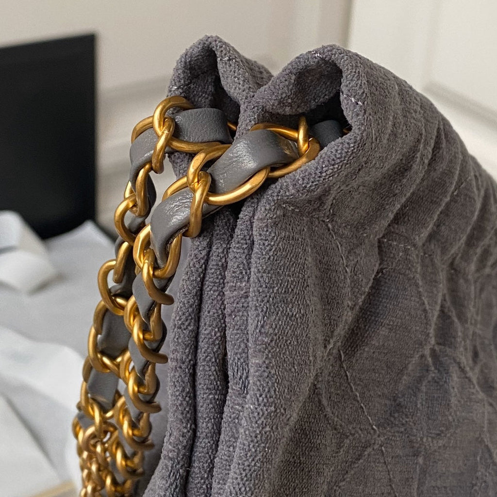 Chanel 22 Handbag AS3261 Gray Denim Gold Metal