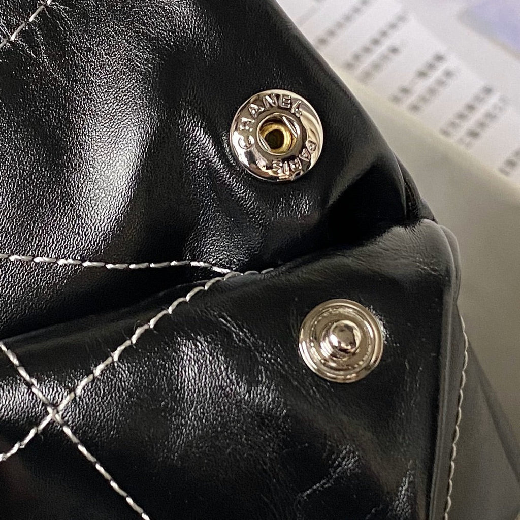 Chanel 22 Handbag AS3261 Gray Calfskin