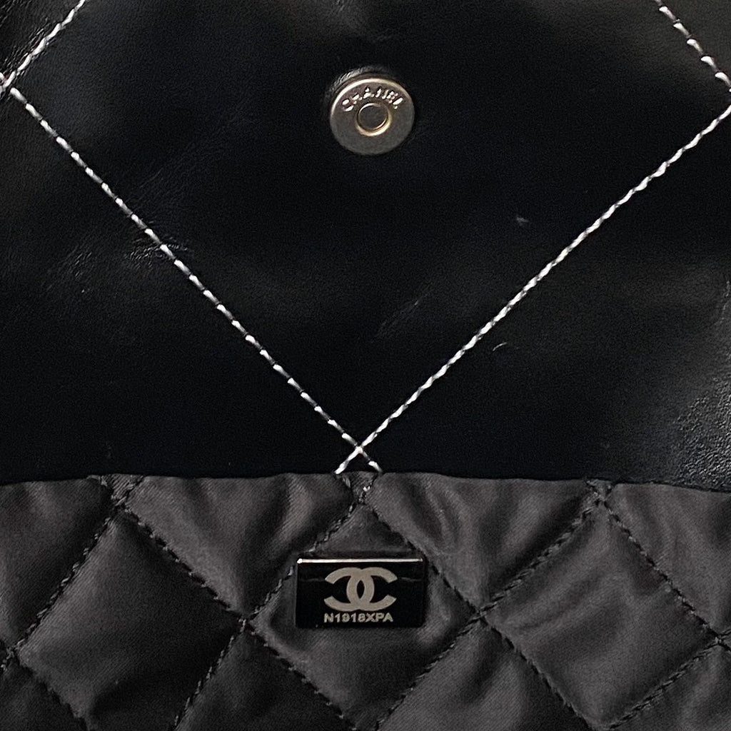 Chanel 22 Handbag AS3261 Gray Calfskin