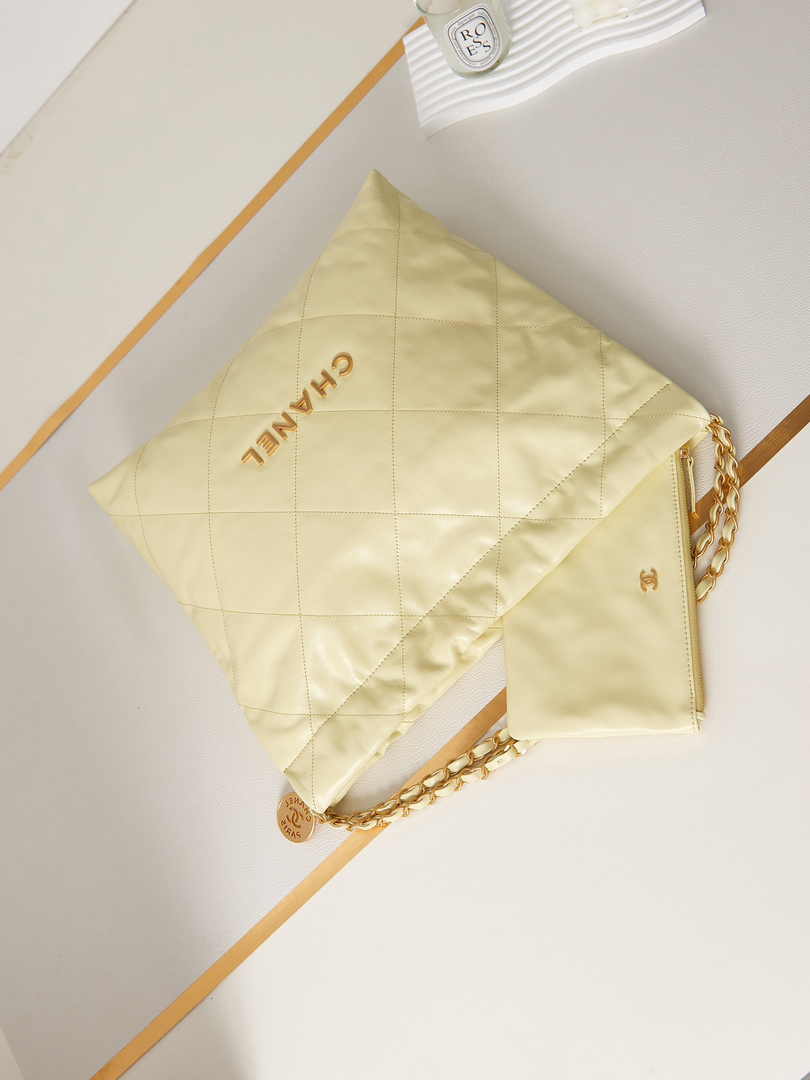 Chanel 22 Handbag AS3261 Calfskin Light Yellow
