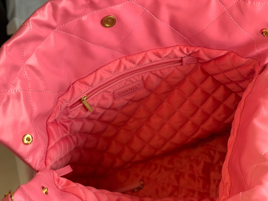 Chanel 22 Large Handbag AS3262 Shiny Calfskin Gold-Tone Metal Coral Pink