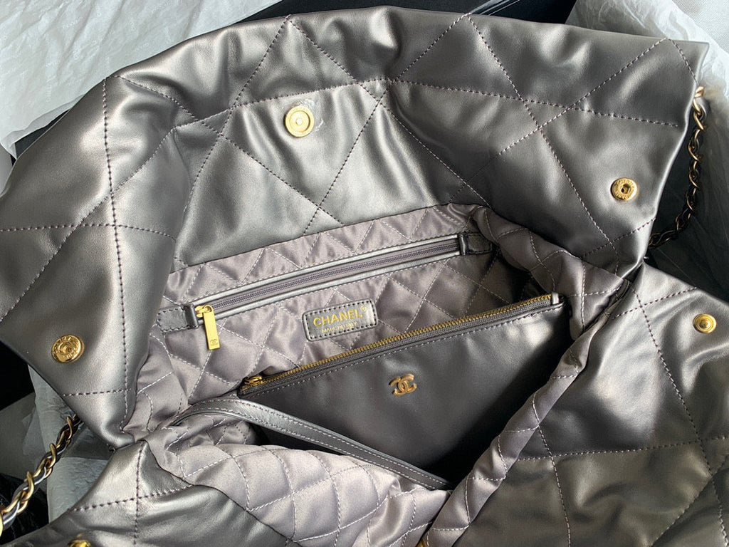 Chanel 22 Large Handbag AS3262 Shiny Calfskin Gold-Tone Metal Ruthenium