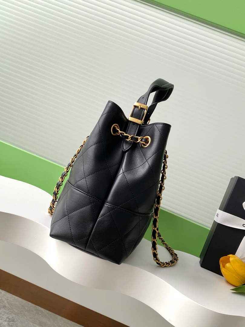 Chanel 25 Shopping Bag - Black Calfskin - AS5657