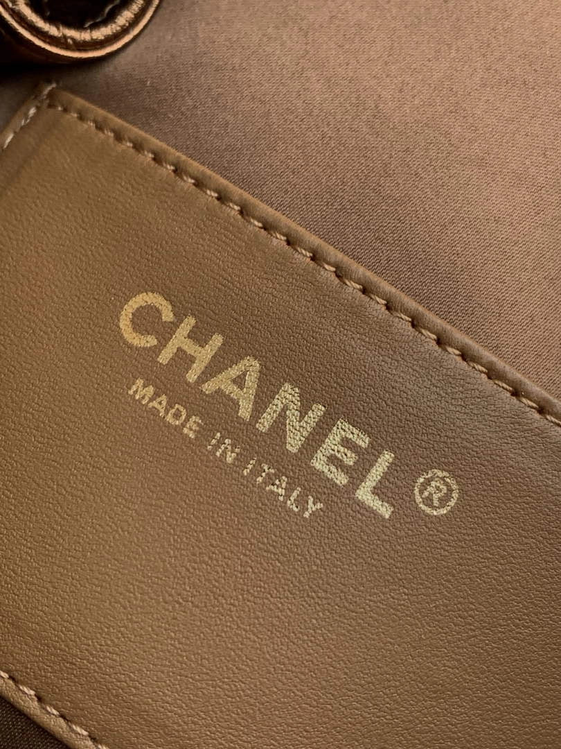 Chanel 25 small handbag, AS5293 Grained Calfskin Bronze - Default Title - View 9
