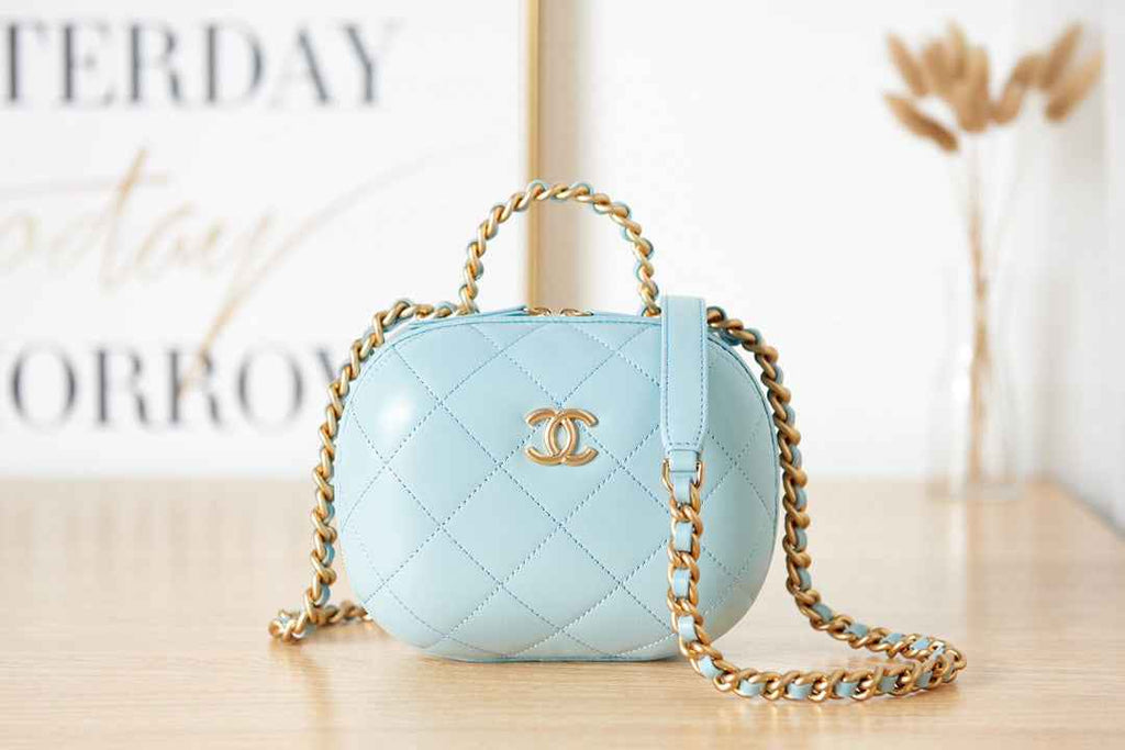 Chanel AS3066 Small Vanity Case Lambskin gold-tone metal Blue