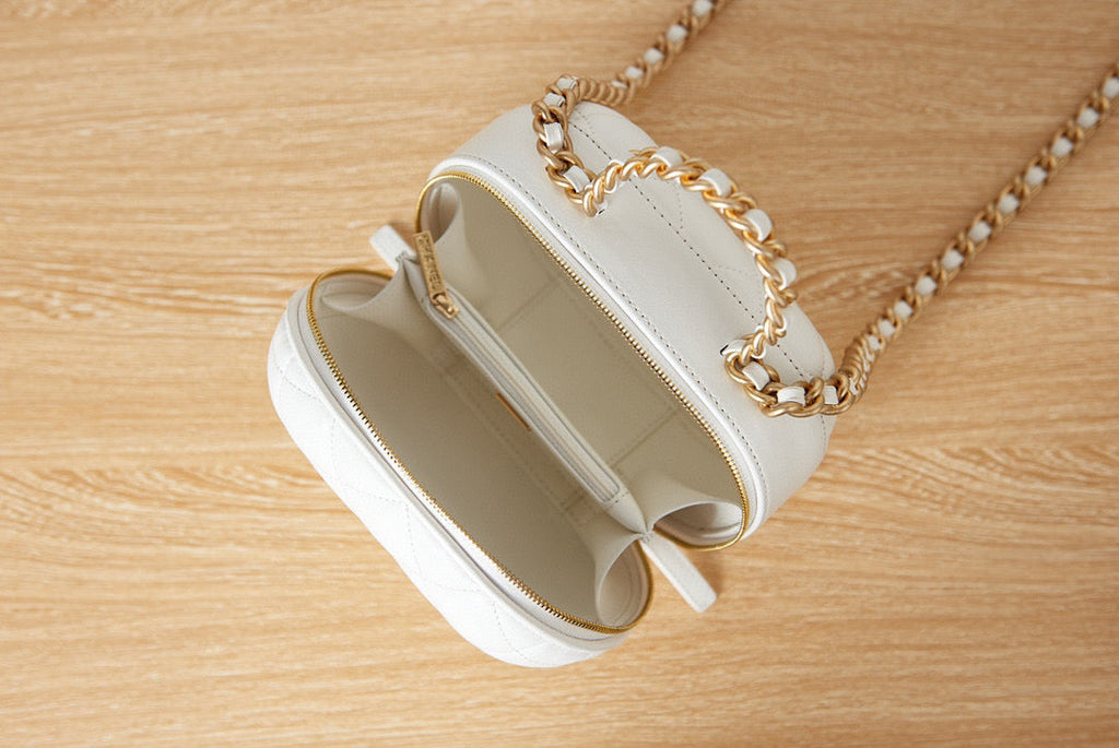Chanel AS3066 Small Vanity Case Lambskin gold-tone metal White