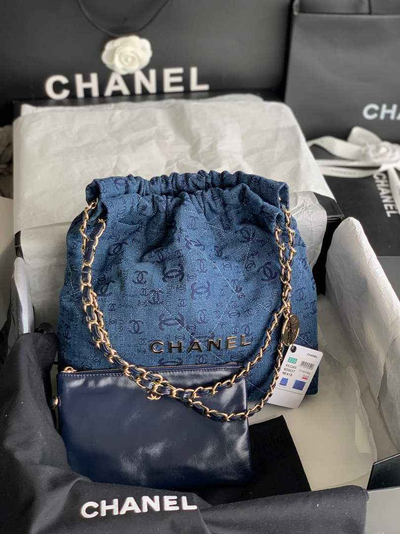 Chanel AS3260 22 Small Handbag Gold-Tone Metal Blue