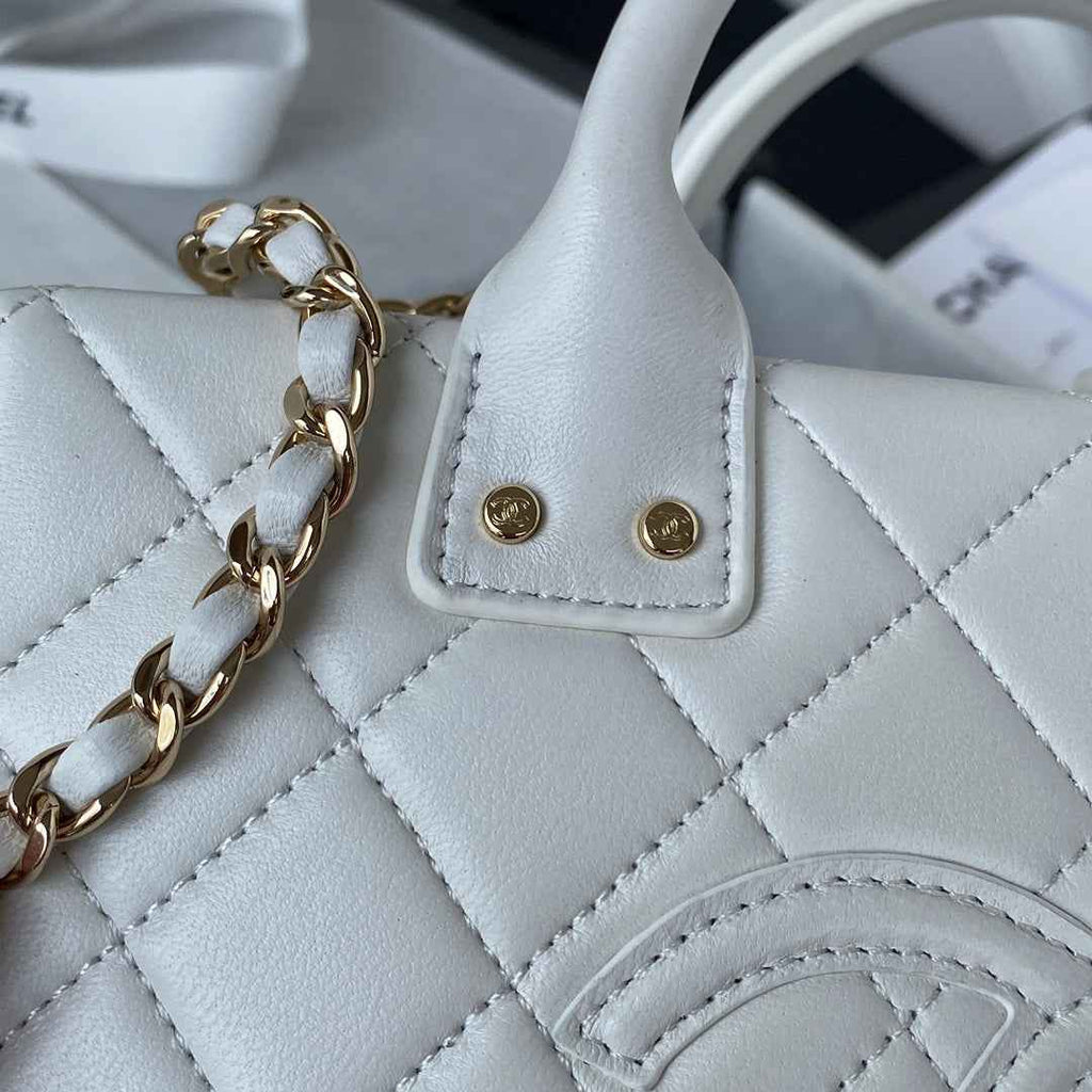 Chanel AS3345 Vanity Case Calfskin white