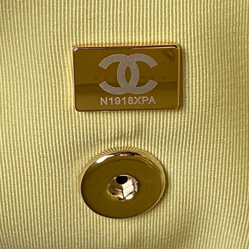 Chanel AS4058 Backpack Calfskin Gold-Tone Yellow