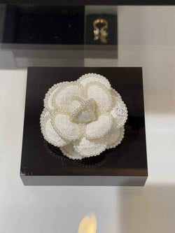 Chanel Brooch Jewelry ABH3286 - Default Title - View 1