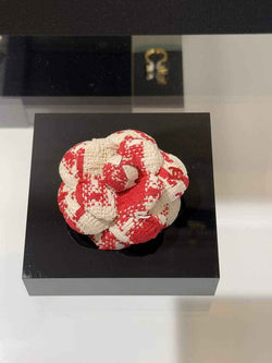 Chanel Brooch Jewelry ABH3289 - Default Title - View 1