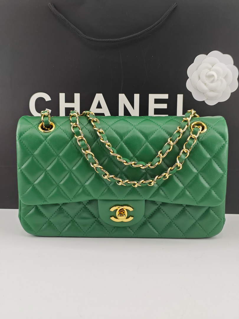 Chanel Classic Handbag, A01112 Green Lambskin Gold - Default Title - View 1