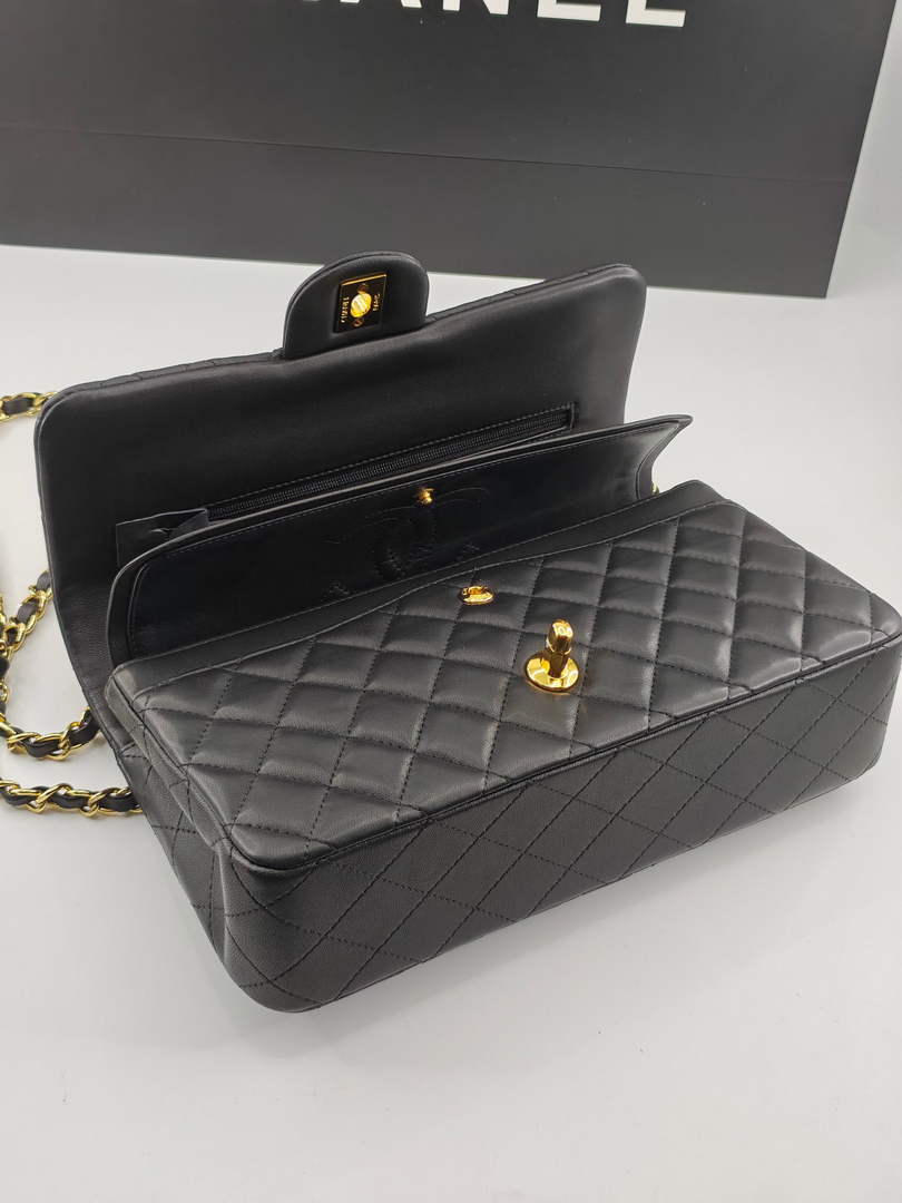 Chanel Classic Handbag, A01112 Black Lambskin Gold - Default Title - View 4