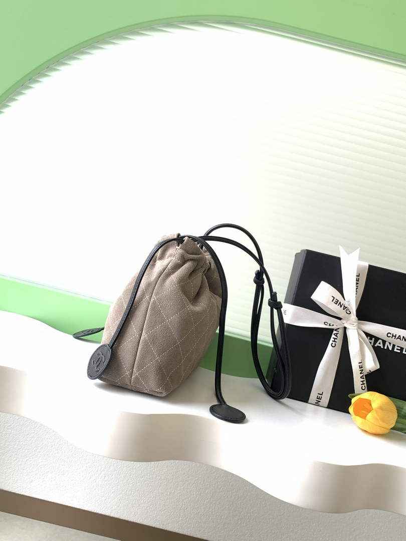 Chanel Clutch with leather strap, AP5227 Suede Calfskin gray - Default Title - View 2
