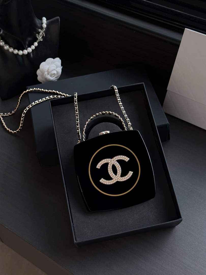 Chanel Mini evening bag, Plexi & gold-tone metal, AS5652 - Default Title - View 2