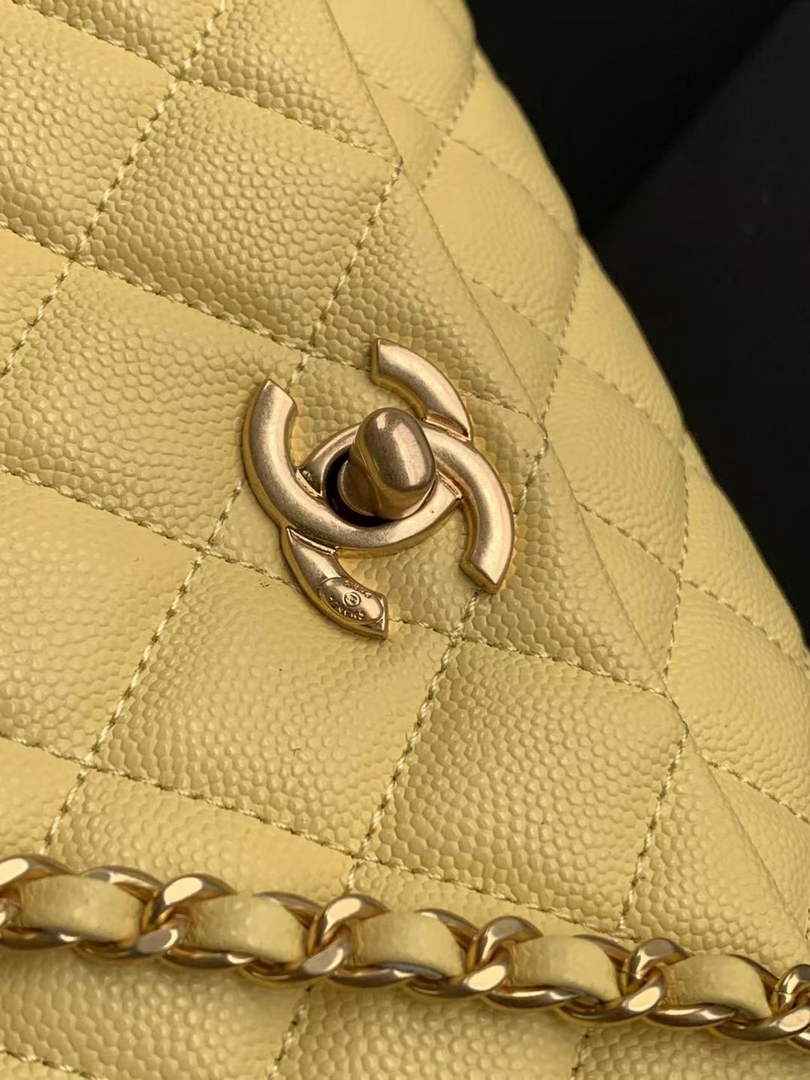 Chanel Flap bag with top handle A92990, Yellow calfskin
