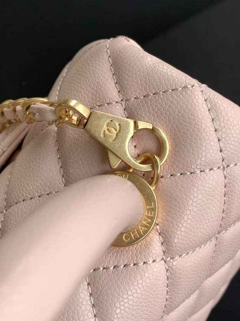 Chanel Flap bag with top handle A92990, Pink calfskin