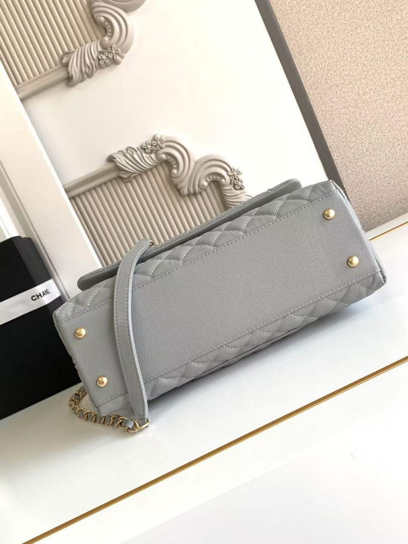 Chanel Large Flap bag with top handle A92991, Gray Red calfskin