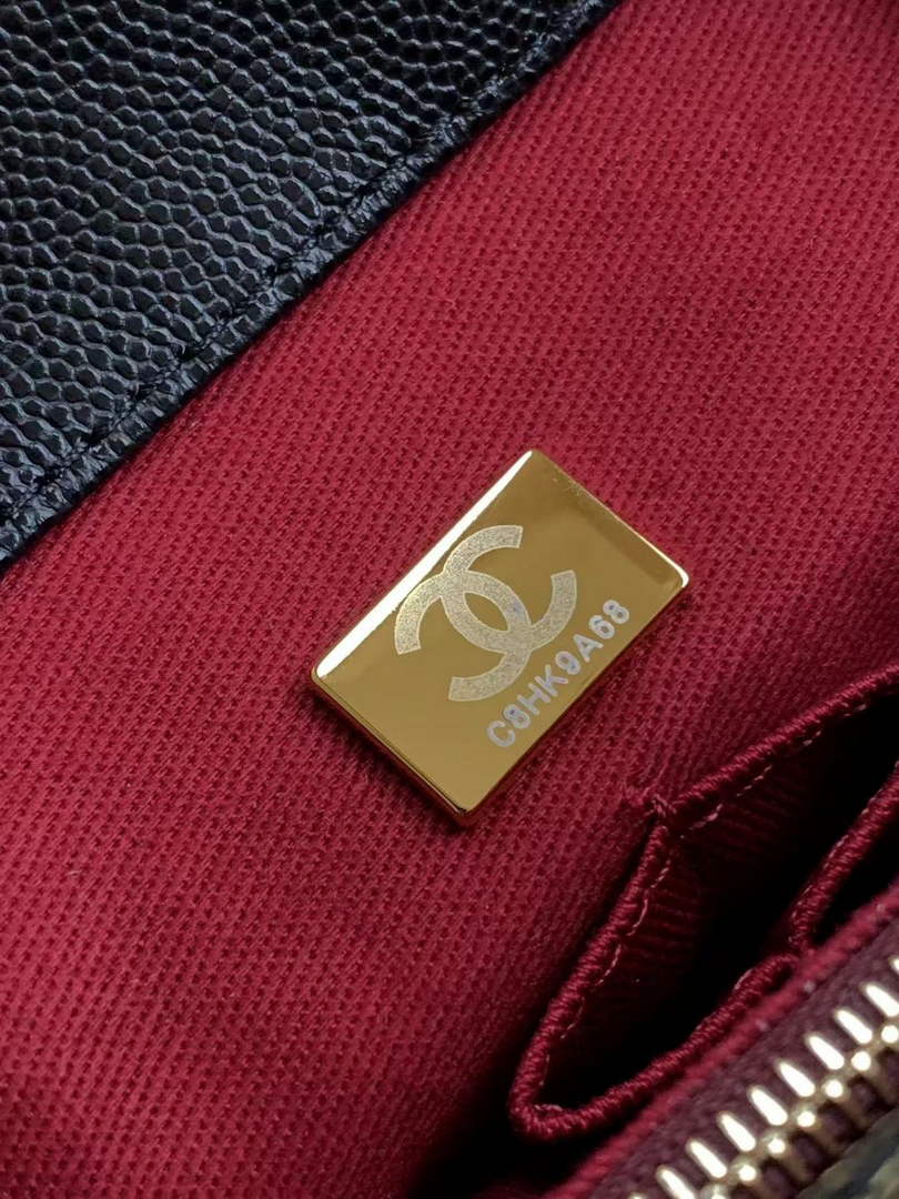 Chanel Large Flap bag with top handle A92991, Black calfskin gold
