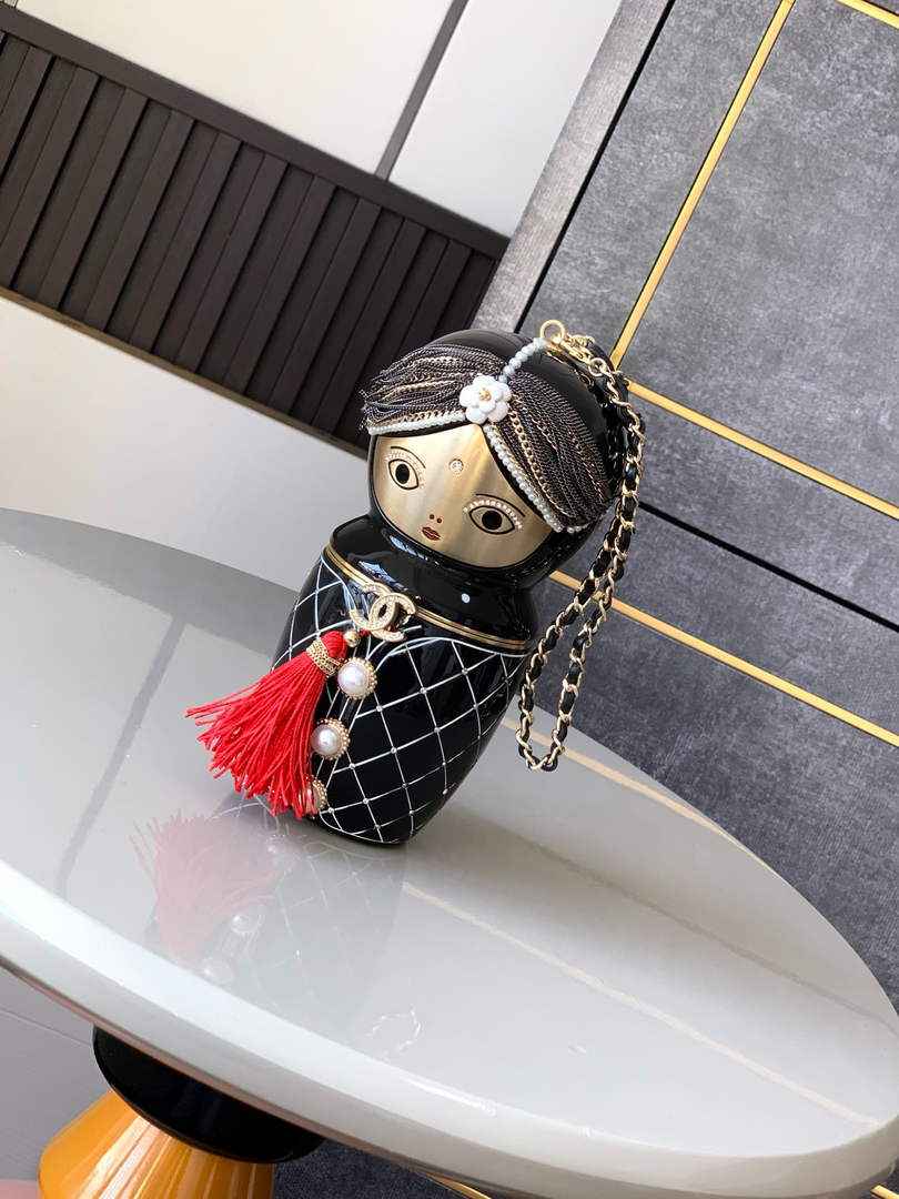 Chanel Limited Edition Paris-Bombay Doll Clutch gold - Default Title - View 1