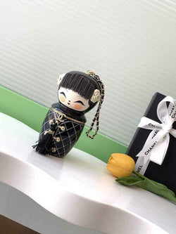 Chanel Limited Edition Paris-Bombay Doll Clutch white - Default Title - View 1