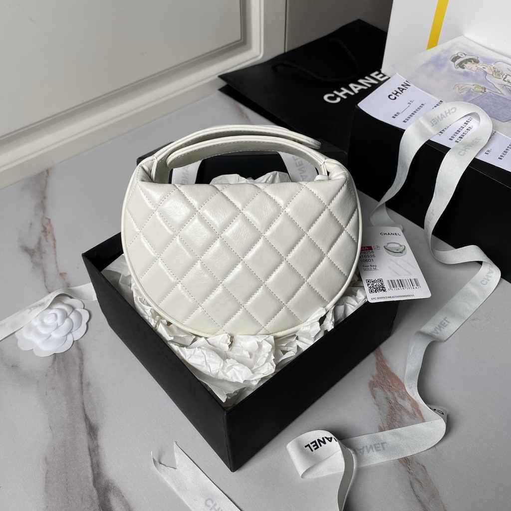 Chanel Pouch AP4058 White Shiny crumpled calfskin - Default Title - View 2