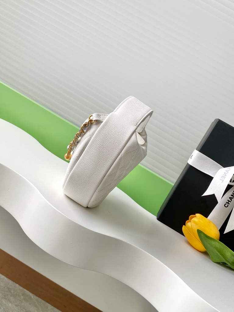 Chanel Pouch - White Grained calfskin, AP4584 imitation pearl - Default Title - View 2