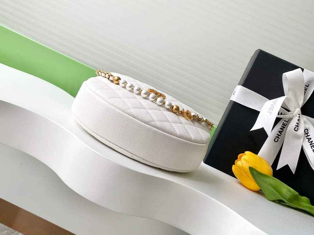 Chanel Pouch - White Grained calfskin, AP4584 imitation pearl - Default Title - View 4