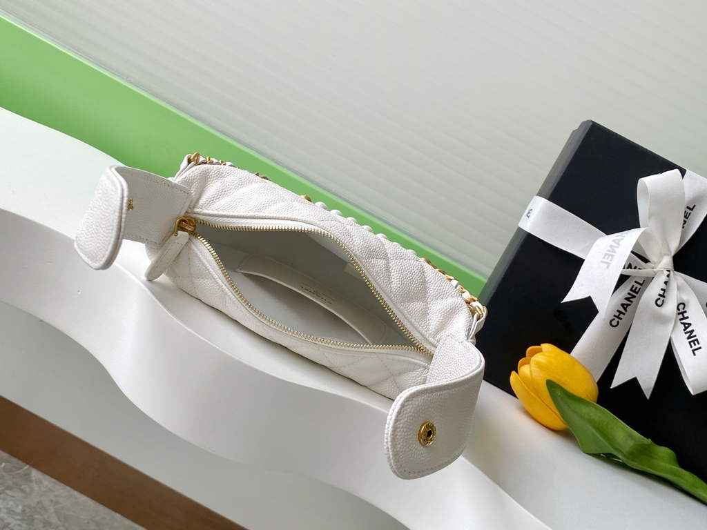 Chanel Pouch - White Grained calfskin, AP4584 imitation pearl - Default Title - View 5