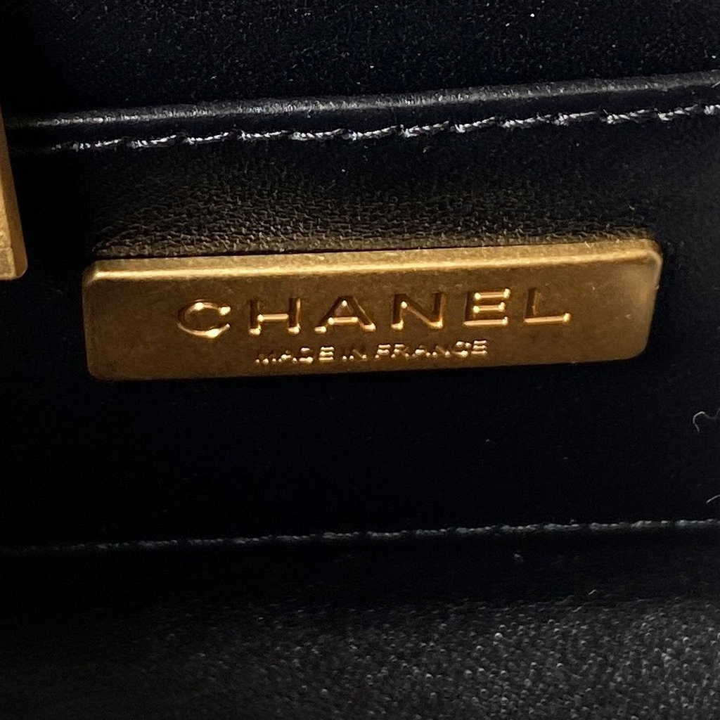 Chanel Small Vanity Case Black Lambskin Gold-tone Metal AS3973
