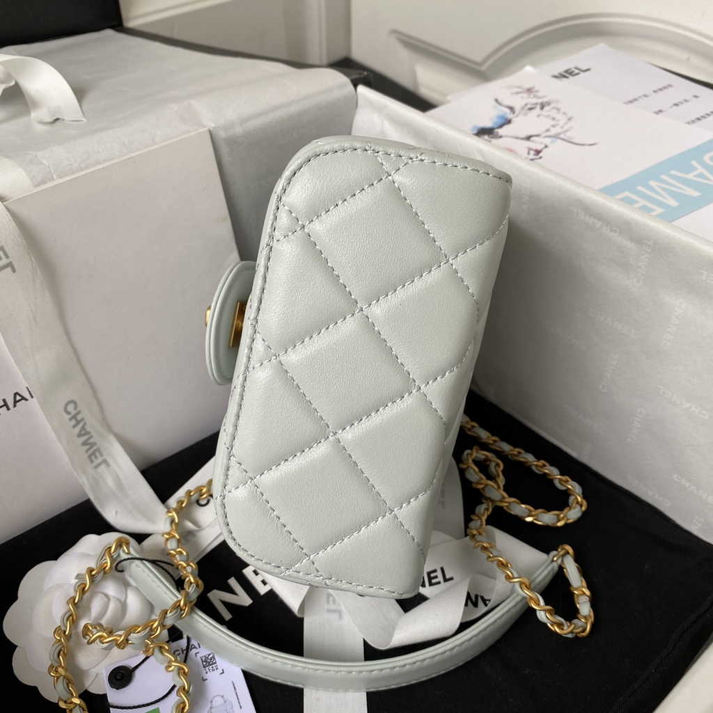 Chanel Small Vanity Case Gray Lambskin Gold-tone Metal AS3973