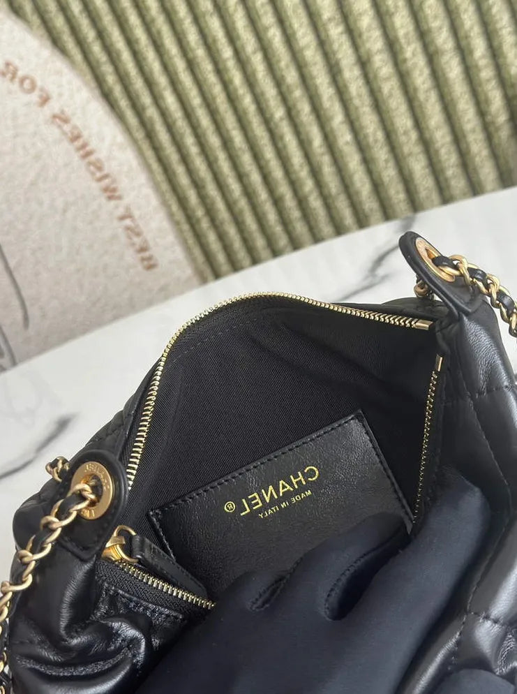Chanel Clutch with Chain, AP3364 Lambskin Black