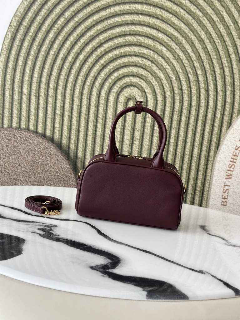 Chanel Clutch with Leather Strap, AP5528 Calfskin Wine Red