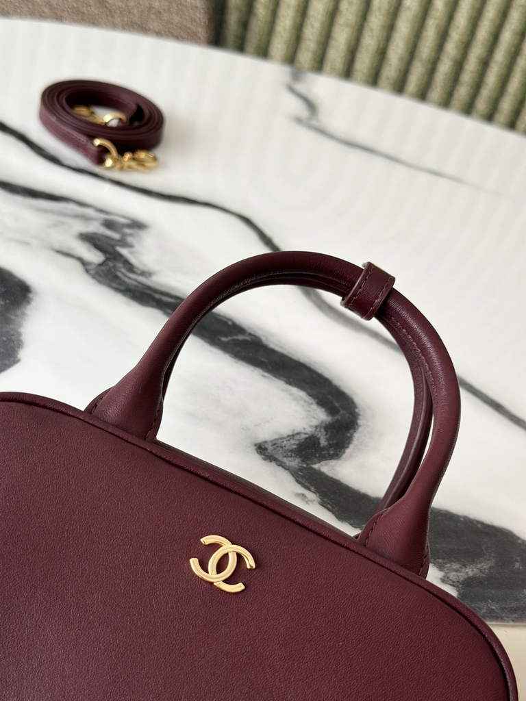 Chanel Clutch with Leather Strap, AP5528 Calfskin Wine Red