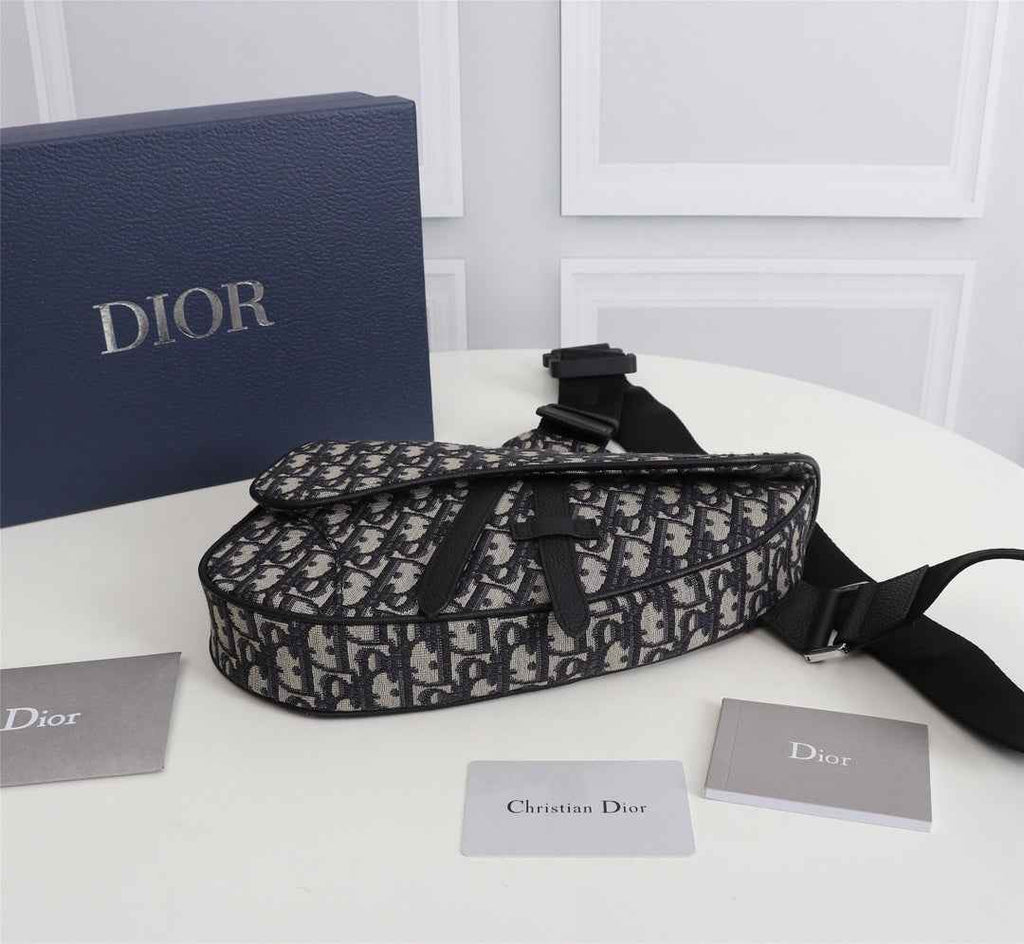 Dior 1ADPO093 Saddle Bag Beige and Black Dior Oblique Jacquard - 26 x 19 x 4.5 cm / Beige and Black - View 4