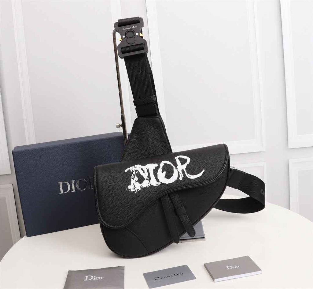 Dior 1ADPO093 Saddle Bag Black Canvas and Smooth Calfskin C - 26 x 19 x 4.5 cm / Black - View 1