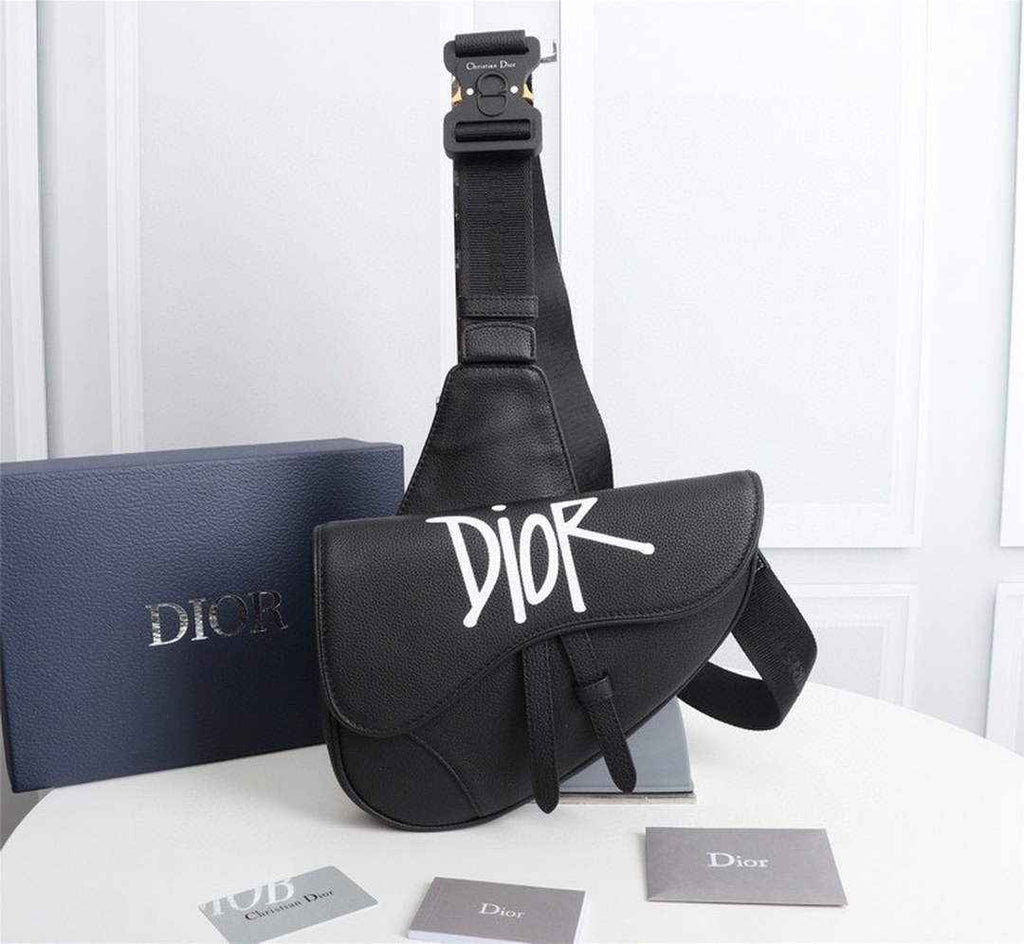 Dior 1ADPO093 Saddle Bag Black Canvas and Smooth Calfskin F - 26 x 19 x 4.5 cm / Black - View 1