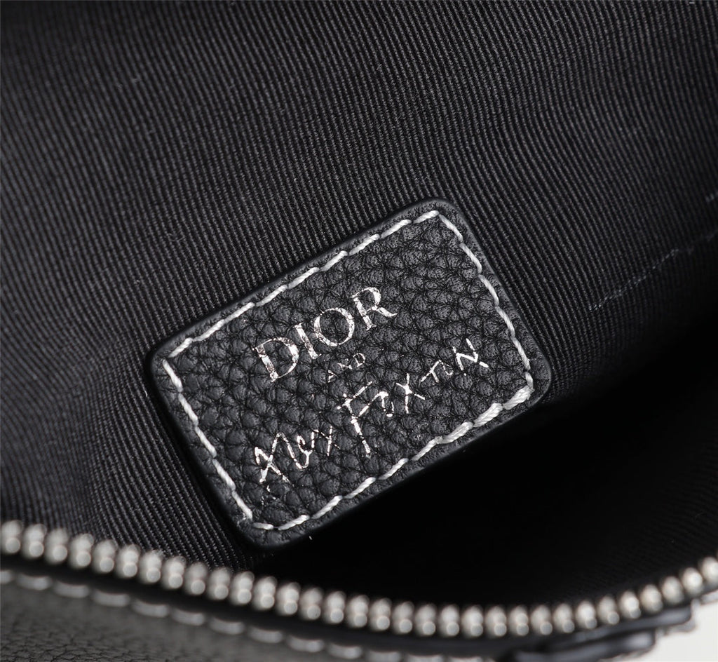 Dior 1ADPO093 Saddle Bag Black Canvas and Smooth Calfskin BB - 26 x 19 x 4.5 cm / Black - View 9
