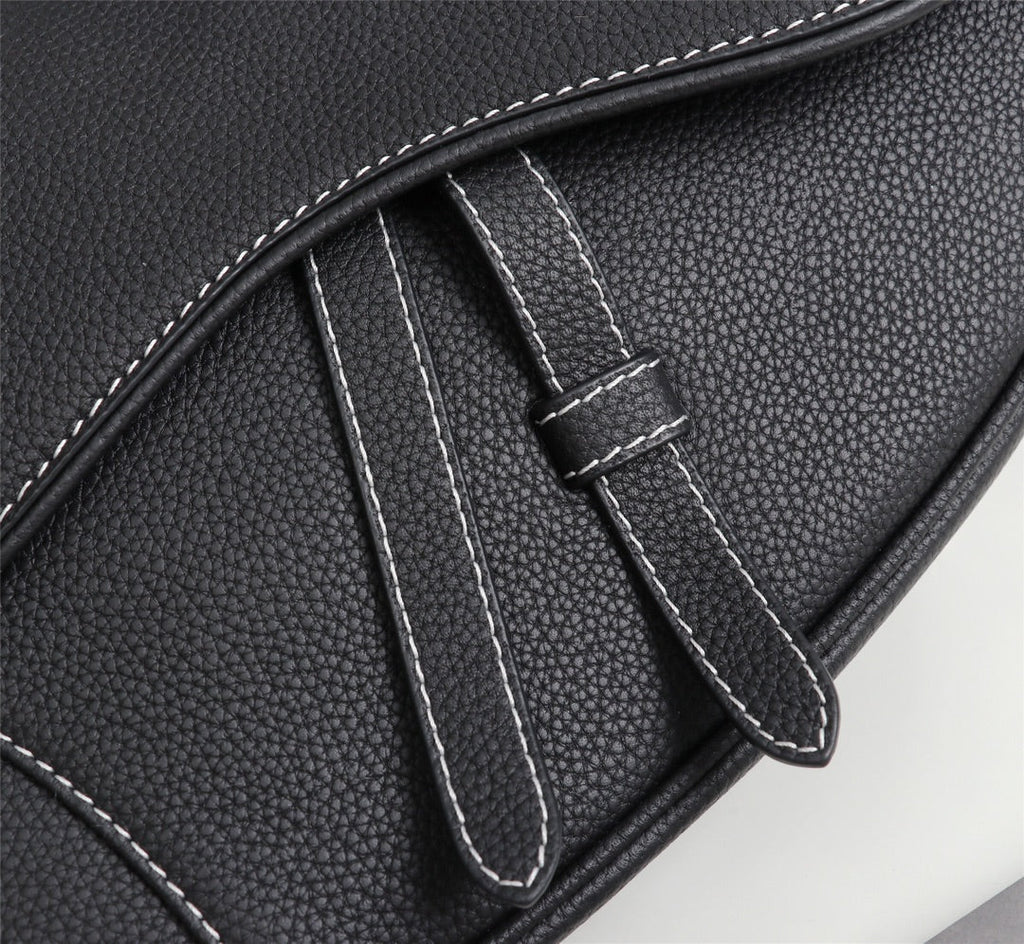 Dior 1ADPO093 Saddle Bag Black Grained Calfskin b - 26 x 19 x 4.5 cm / Black - View 7