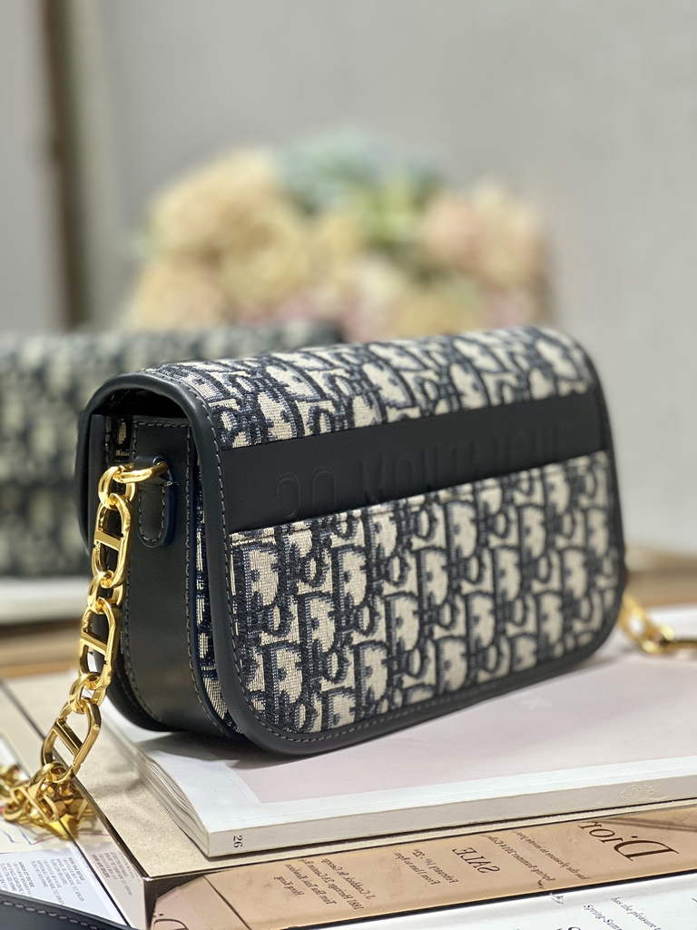 Dior 30 Montaigne Avenue Bag M9260 Blue Oblique Jacquard - Default Title - View 6