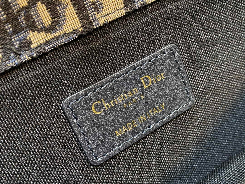 Dior 30 Montaigne East-West Bag with Chain Blue Oblique Jacquard - Default Title - View 8