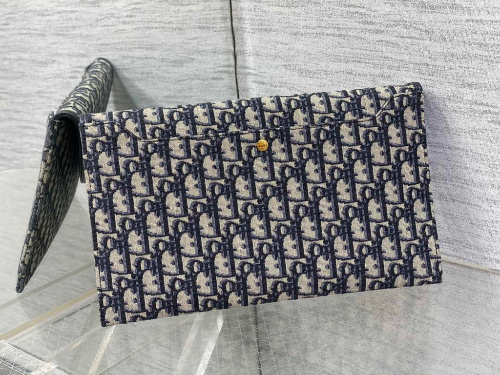 Dior 30 Montaigne Avenue Pouch with Flap Blue Oblique Jacquard S2191 - Default Title - View 2
