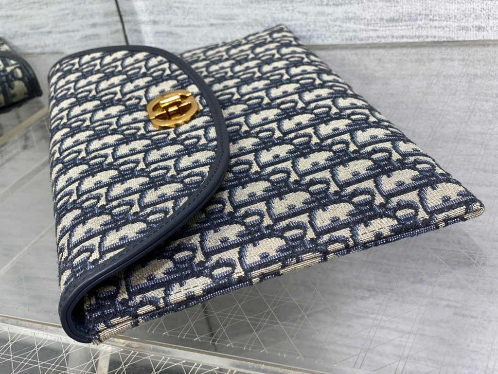 Dior 30 Montaigne Avenue Pouch with Flap Blue Oblique Jacquard S2191 - Default Title - View 3