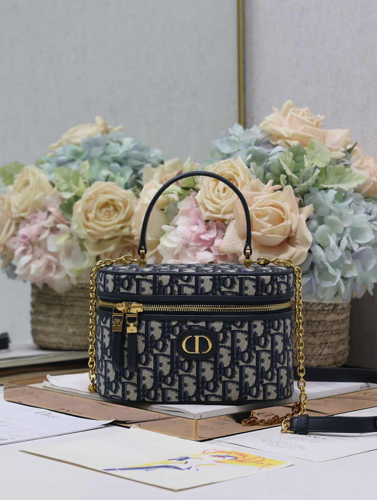Dior Caro Small Vanity Case S5196 Blue Dior Oblique Jacquard - Default Title - View 1