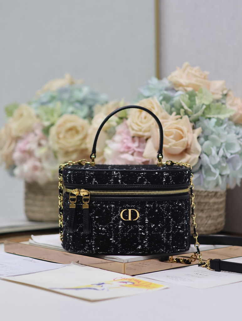 Dior Caro Small Vanity Case S5196 Black Dior Oblique Jacquard - Default Title - View 1
