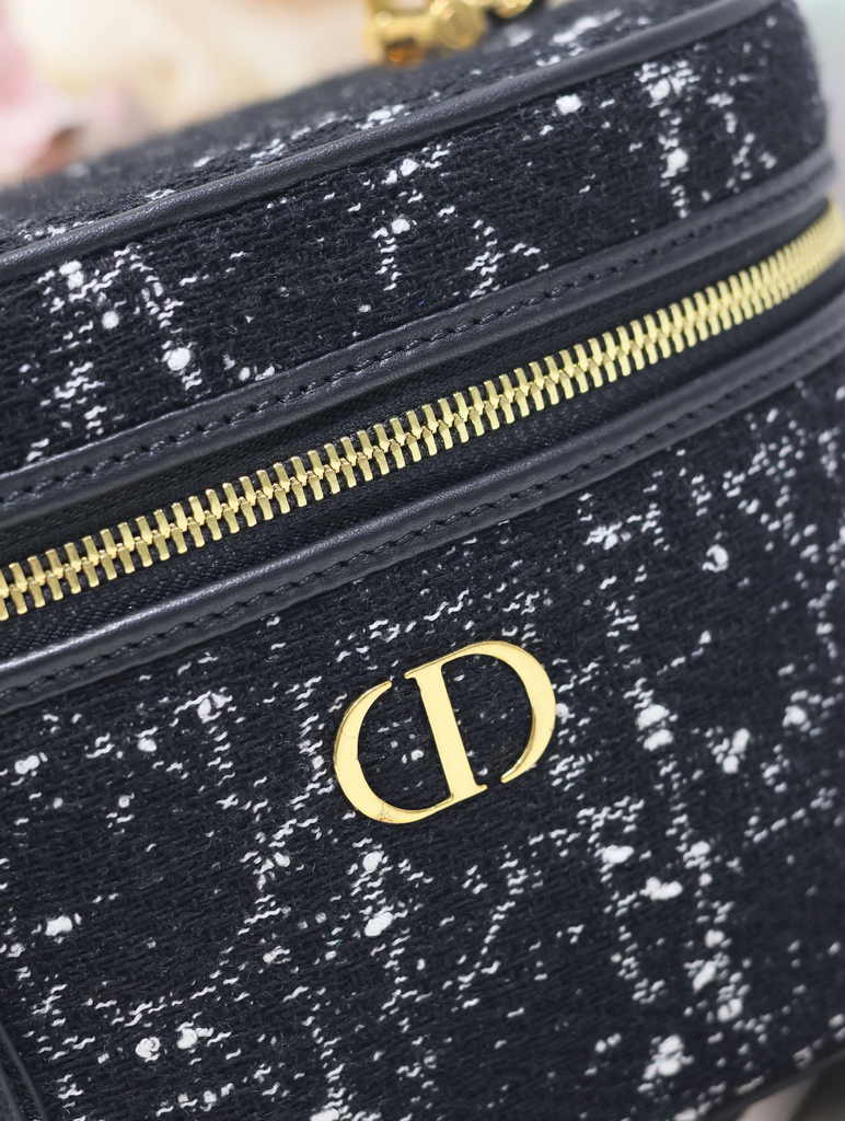 Dior Caro Small Vanity Case S5196 Black Dior Oblique Jacquard - Default Title - View 8