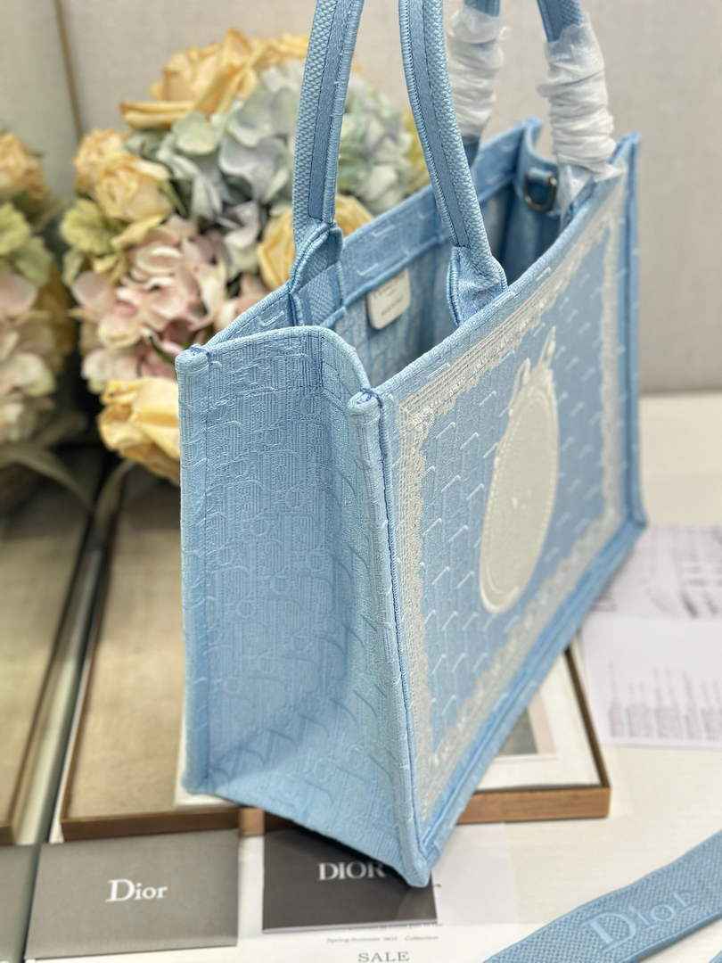 Dior Medium Book Tote with Strap – Blue Oblique with White Lace - Default Title - View 4