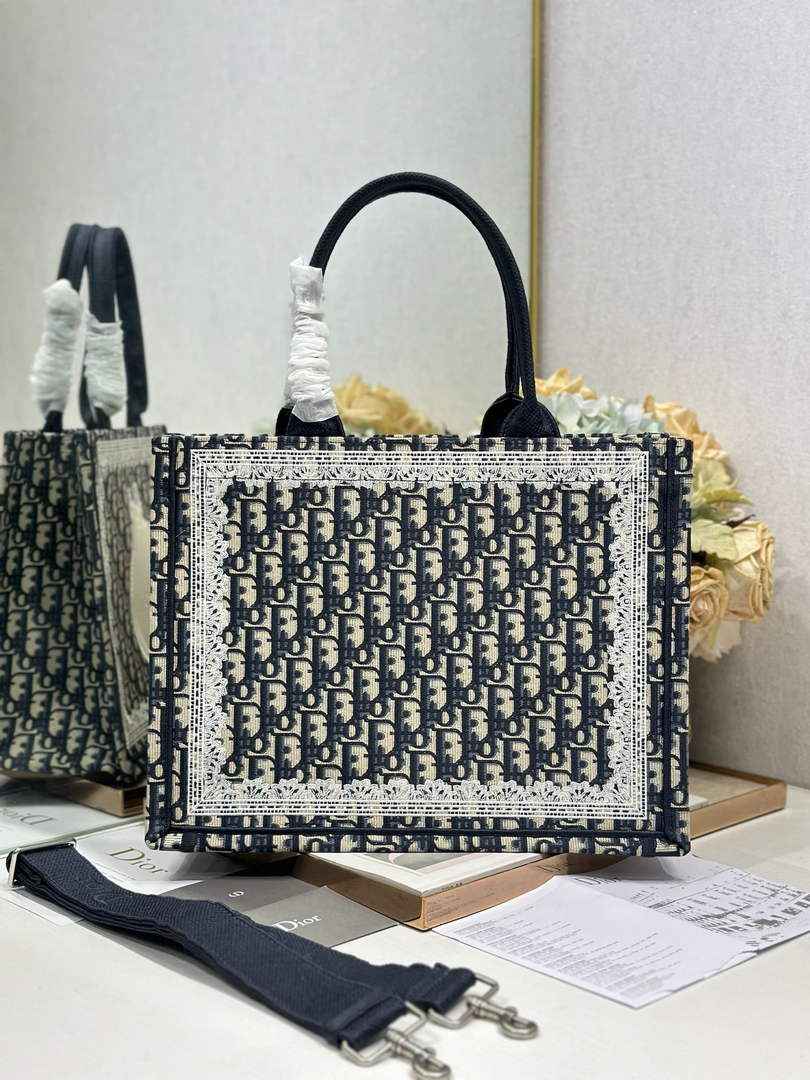 Dior Medium Book Tote with Strap – Navy Oblique with White Lace - Default Title - View 4